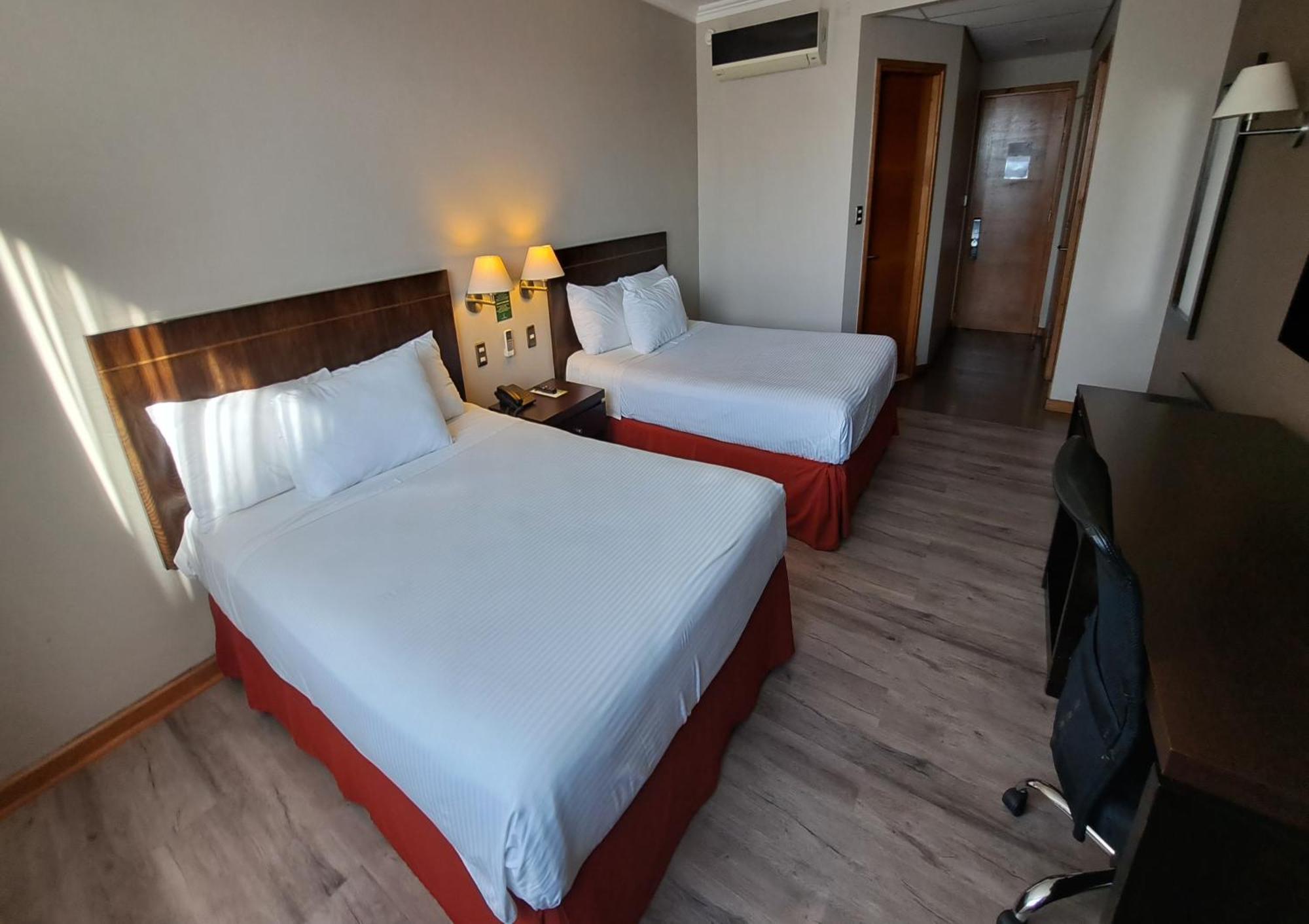 Hotel Diego De Almagro Lomas Verdes Concepción Exterior foto
